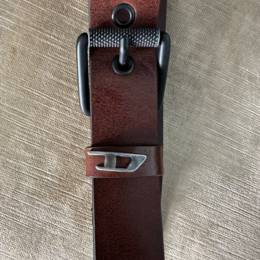 Diesel Dark Brown Leather Belt with Gunmetal Silver Accents size 32